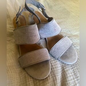 Toms Cement Poppy Gray Corduroy Sandals